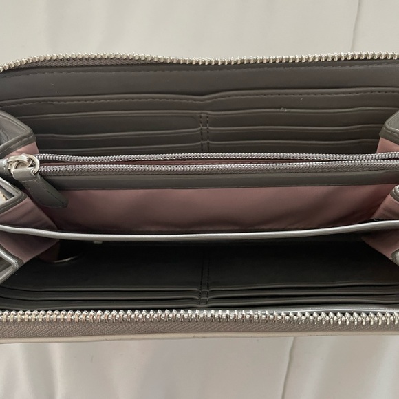 Coach wallet - Picture 3 of 3